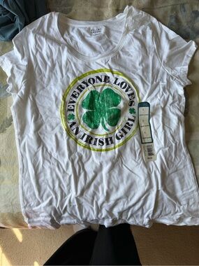 Everyone Loves an Irish Girl tshirt with shamrock Size L